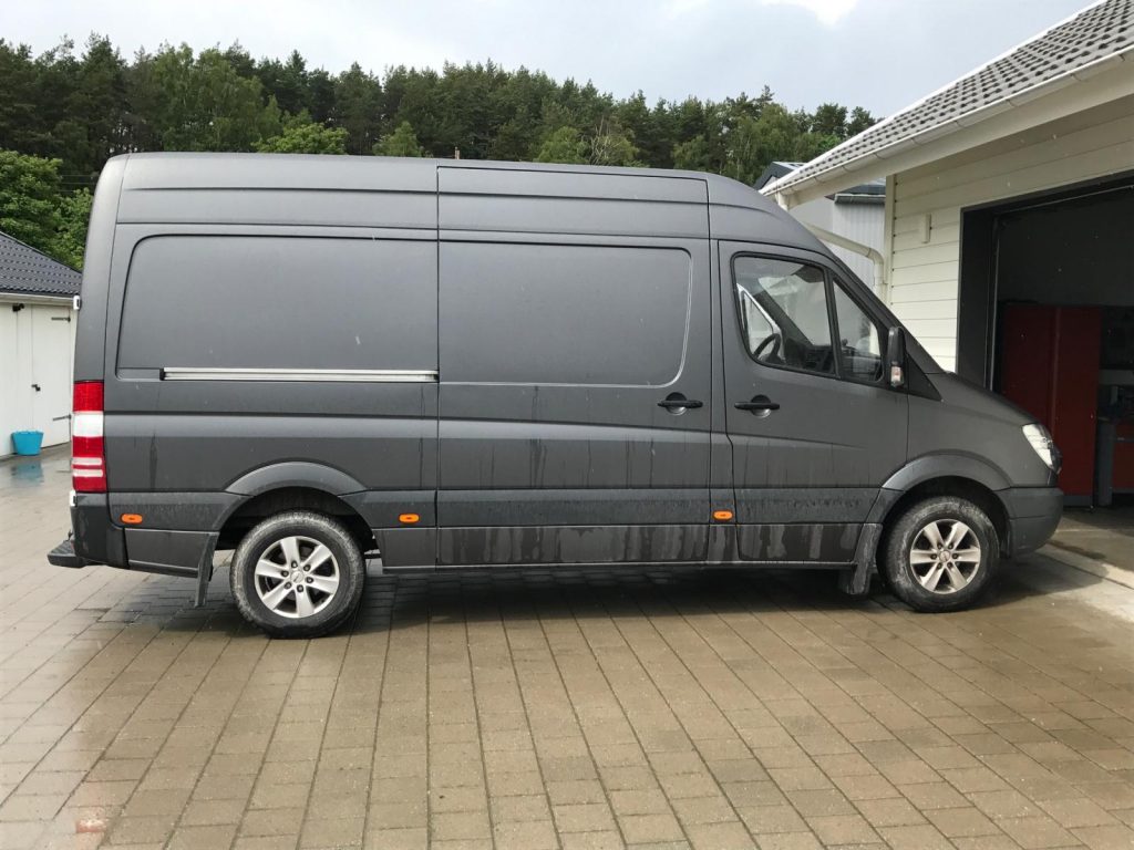 Mercedes Sprinter 129 HK + 305 Nm Step 2 with 180 HP and 400 Nm