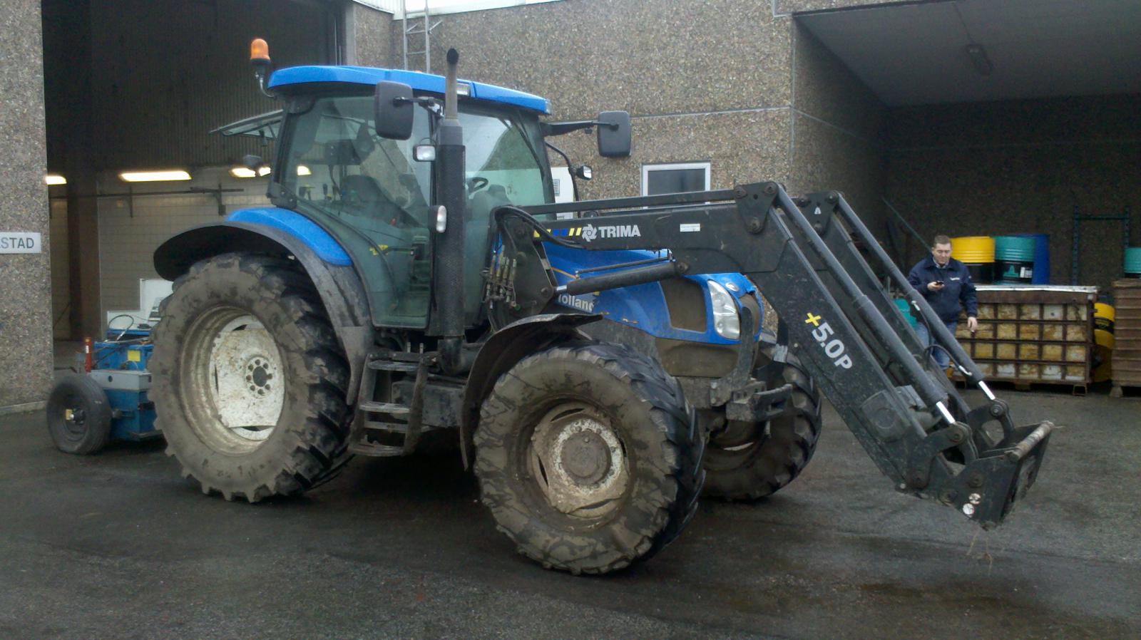 Mehr über den Artikel erfahren New Holland TS 125 A