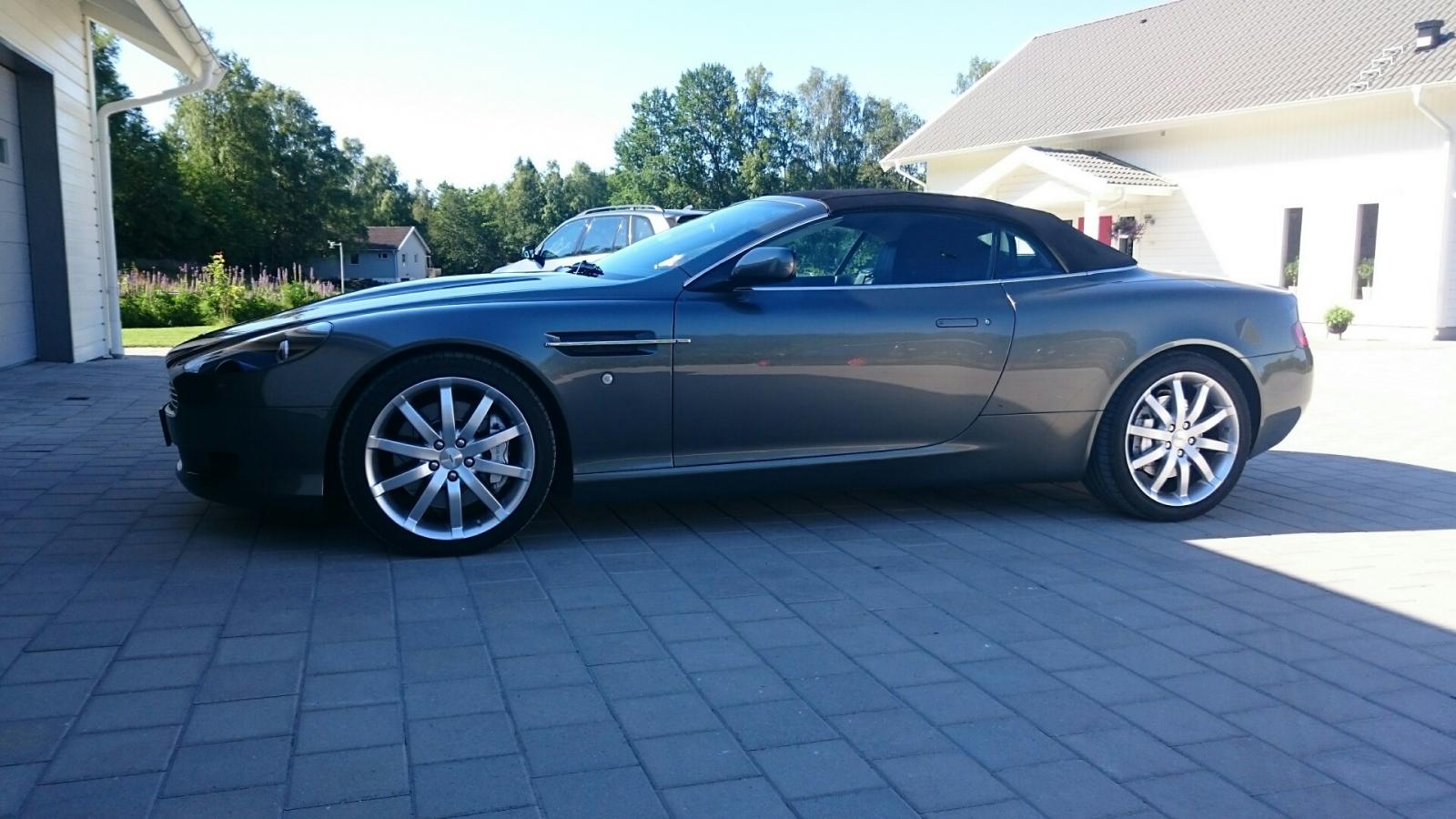 Läs mer om artikeln Aston Martin DB9