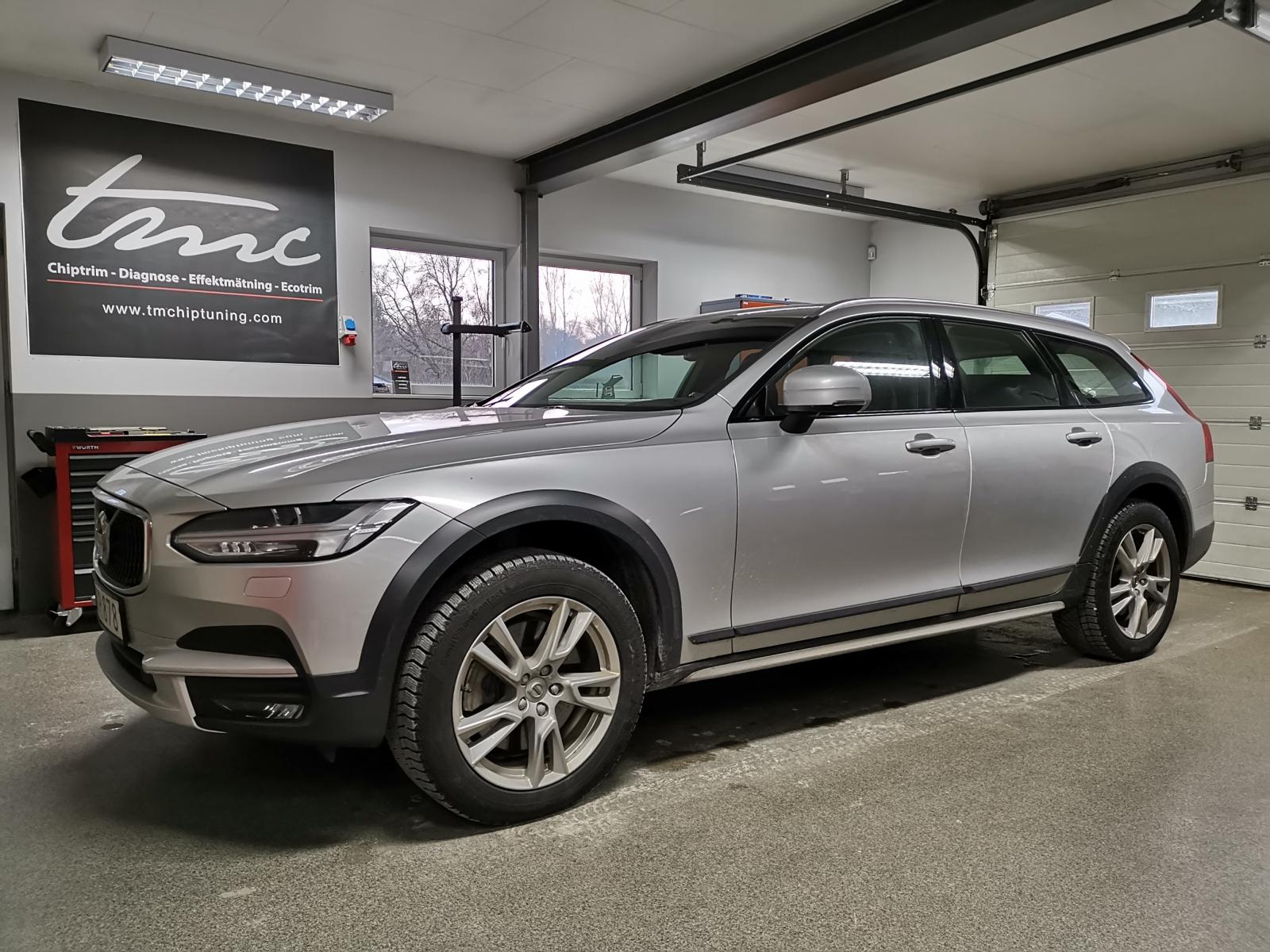 Read more about the article Volvo V90 Cross Country 2,0 D4 + 50HP / 90NM