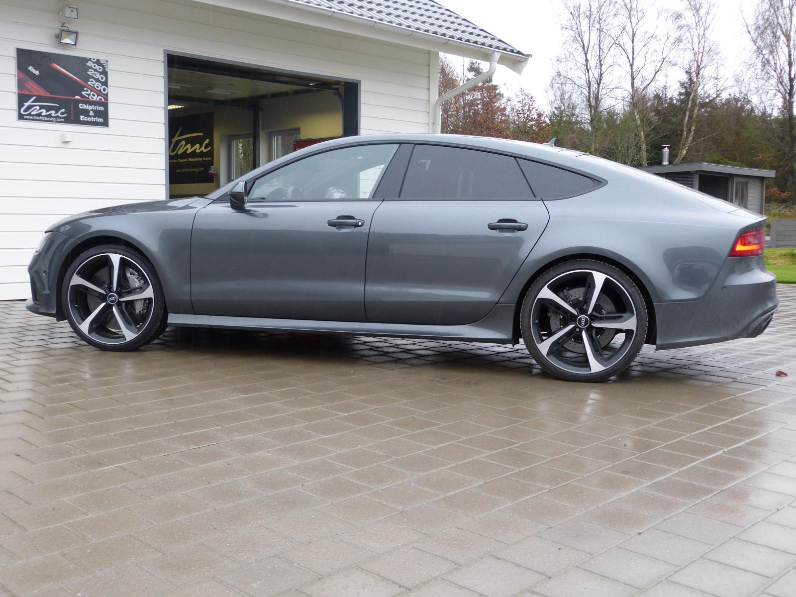 Läs mer om artikeln Audi RS 7 + 120 HP and 200 Nm