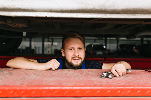 6 Easy Car Repairs You Can Do Yourself Tips to Keep Your Vehicle Running Smoothly!